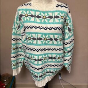 American Eagle Outfitters Fair Isle Pattern Sweater - White and Green, M